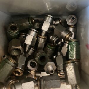 Grease pipe fitting - M6 straight